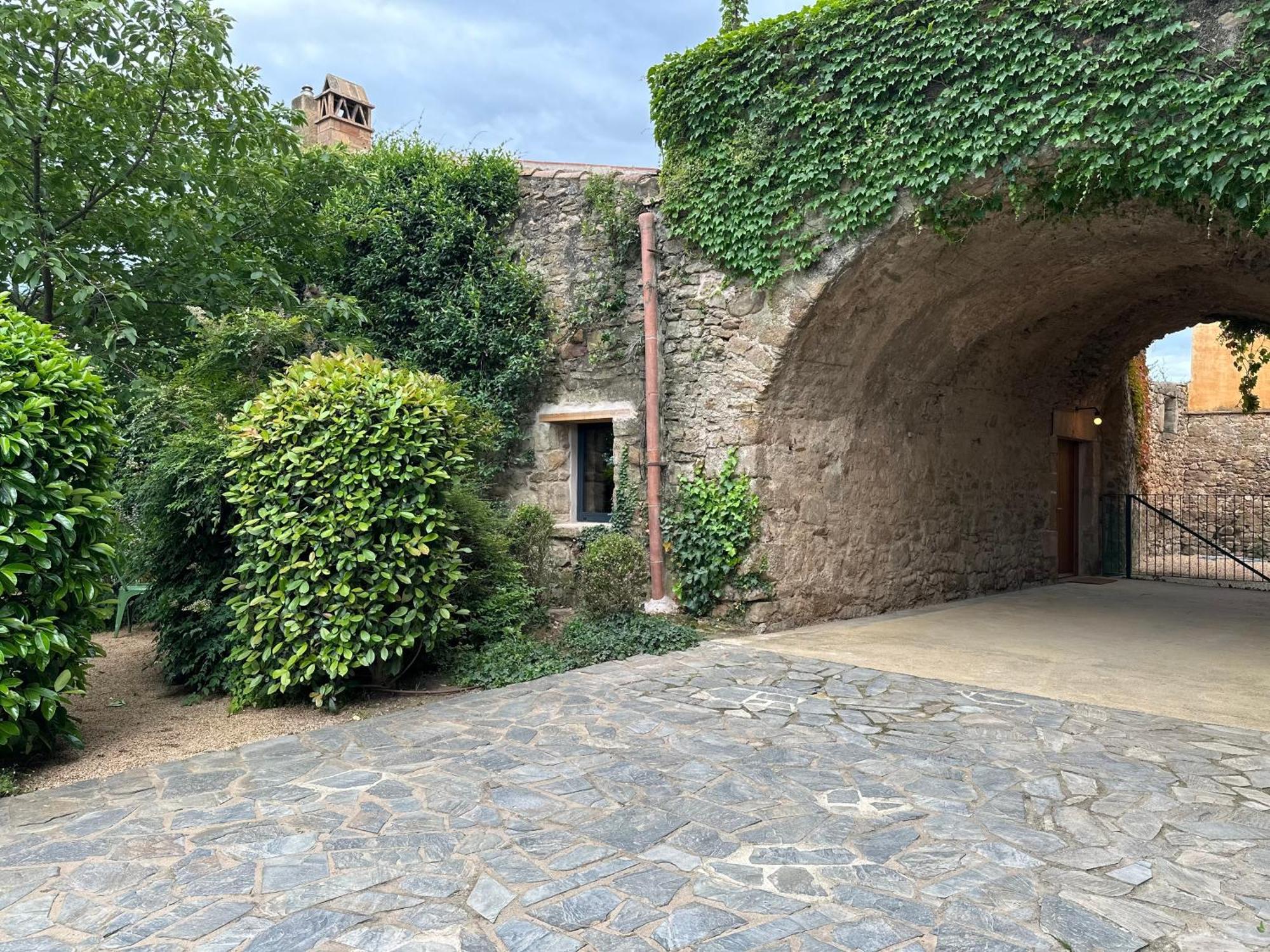 Encís d'Empordà -Adults Only- Casa de hóspedes Casavells Exterior foto
