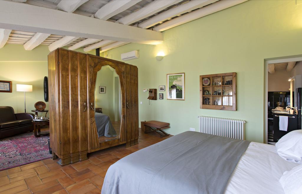 Encís d'Empordà -Adults Only- Casa de hóspedes Casavells Quarto foto